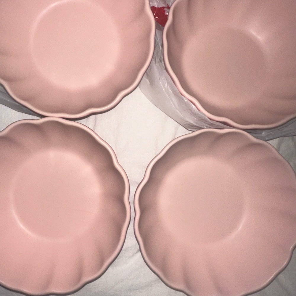 Threshold Scalloped Pink Flower Bowls - Picture 2 of 5
